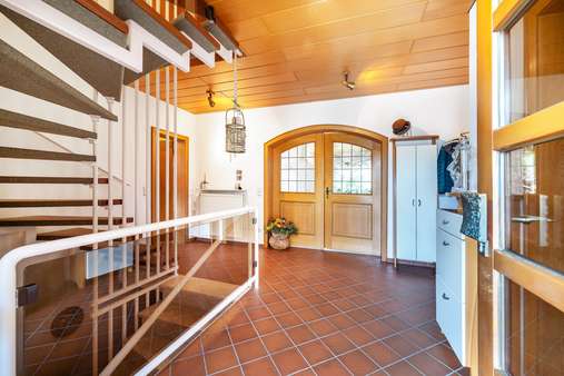 Innen EG Flur 1 Innen EG Flur 1 - Einfamilienhaus in 33729 Bielefeld mit 172m² kaufen