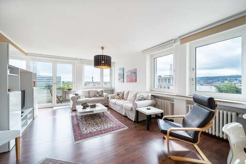 Wohnzimmer Wohnzimmer - Etagenwohnung in 33602 Bielefeld mit 87m² kaufen