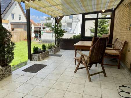 Terrasse Terrasse - Einfamilienhaus in 33719 Bielefeld mit 135m² kaufen