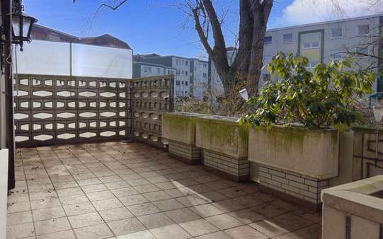 Terrasse - Etagenwohnung in 45279 Essen mit 102m² kaufen