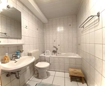 Badezimmer - Etagenwohnung in 45768 Marl mit 88m² kaufen