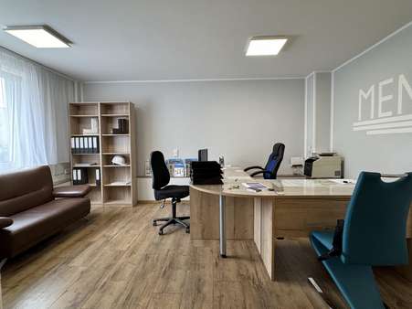 Büro - Werkstatt in 46286 Dorsten mit 706m² kaufen