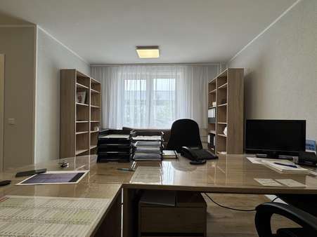 Büro - Werkstatt in 46286 Dorsten mit 706m² kaufen