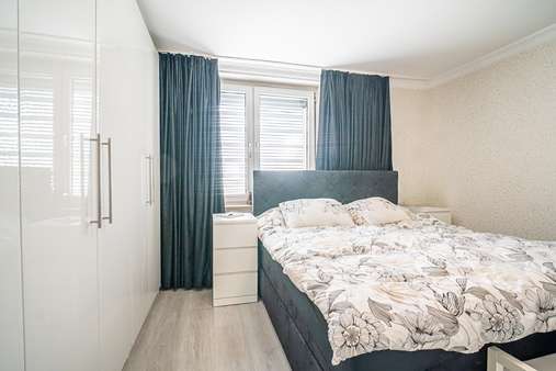 EG Schlafzimmer - Reihenmittelhaus in 44579 Castrop-Rauxel mit 130m² kaufen