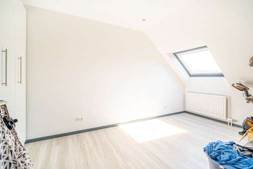 Kinderzimmer - Dachgeschosswohnung in 41061 Mönchengladbach mit 94m² kaufen