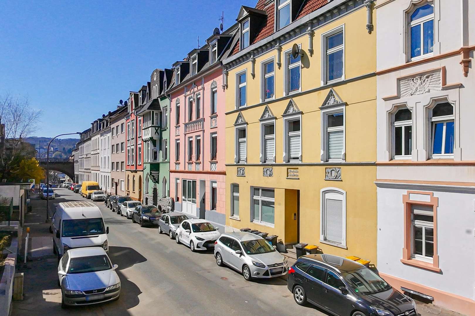 Außenansicht - Etagenwohnung in 42277 Wuppertal mit 100m² kaufen