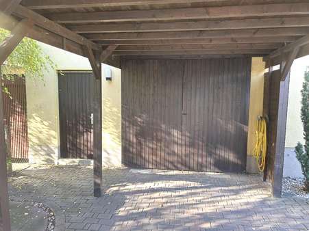 Carport, Zufahrt Garage - Doppelhaushälfte in 15234 Frankfurt mit 91m² kaufen