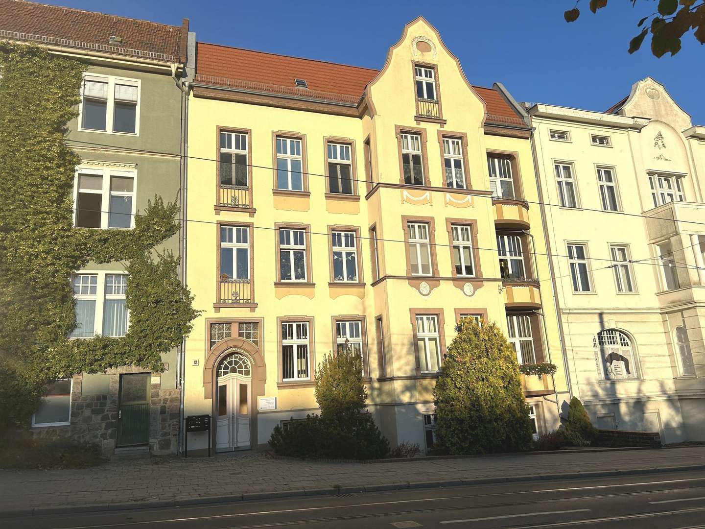 Vorderhaus, Straßenansicht - Mehrfamilienhaus in 15230 Frankfurt mit 337m² kaufen