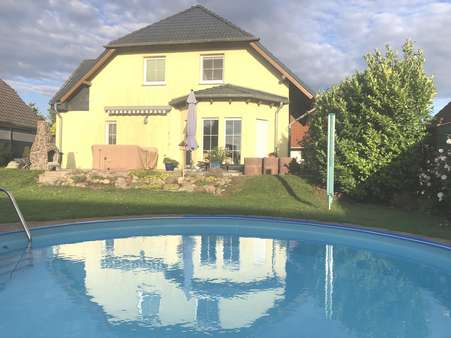 Haus mit Pool - Einfamilienhaus in 15326 Lebus mit 114m² kaufen