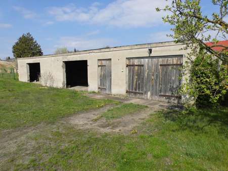 1. Garagenkomplex - Einfamilienhaus in 15890 Vogelsang mit 228m² kaufen