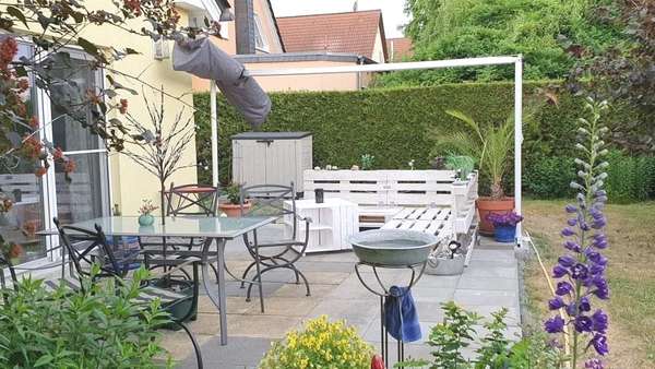 Terrasse mit Gartenblick - Bungalow in 15326 Wulkow mit 108m² kaufen