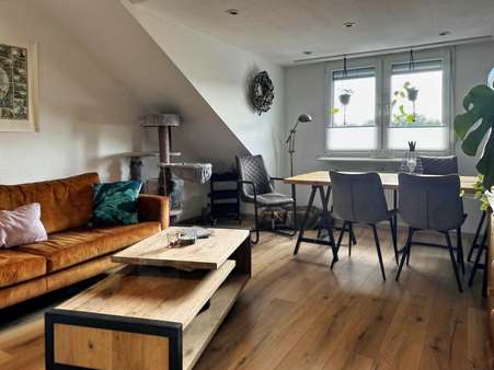 Wohnzimmer Wohnzimmer - Dachgeschosswohnung in 47509 Rheurdt mit 64m² kaufen