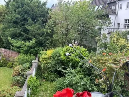 Attraktives Mehrfamilienhaus in begehrter Lage am Kaiser Wilhelm Park