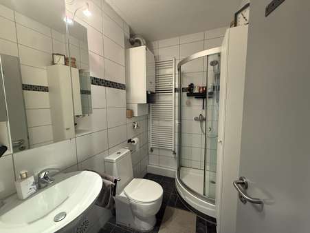 Badezimmer Badezimmer - Etagenwohnung in 40476 Düsseldorf mit 73m² kaufen