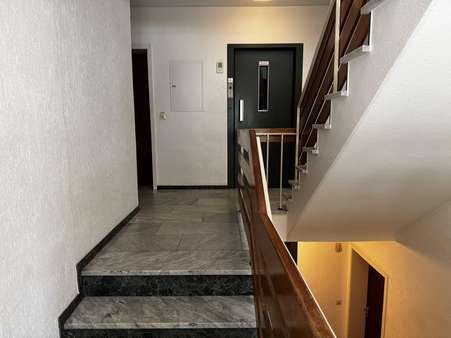 Treppenhaus Treppenhaus - Erdgeschosswohnung in 47803 Krefeld mit 37m² kaufen