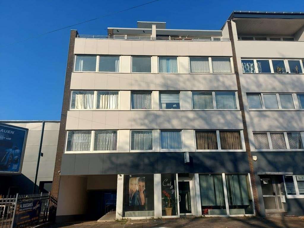 Hauansicht 3 - Etagenwohnung in 47803 Krefeld mit 67m² als Kapitalanlage kaufen