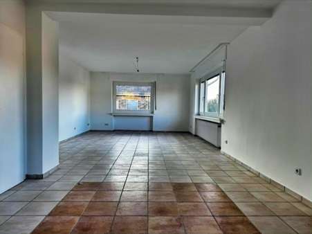 Wohn-Essbereich 1.OG Wohn-Essbereich 1.OG - Maisonette-Wohnung in 47447 Moers mit 158m² kaufen