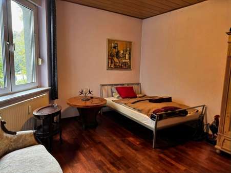 Schlafzimmer OG - Erdgeschosswohnung in 47179 Duisburg mit 165m² kaufen