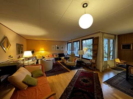 Wohnzimmer - Bungalow in 47805 Krefeld mit 111m² kaufen