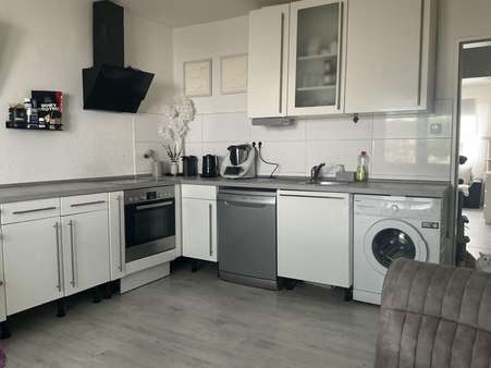 Wohnung 2 OG links - Mehrfamilienhaus in 45145 Essen mit 356m² kaufen