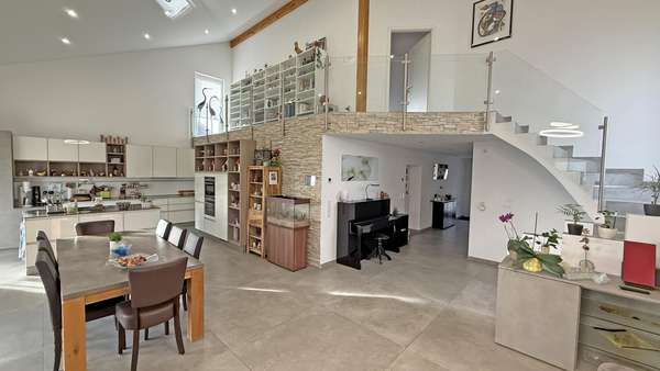Hauptwohnbereich mit Galerie Hauptwohnbereich mit Galerie - Einfamilienhaus in 79809 Weilheim mit 232m² kaufen
