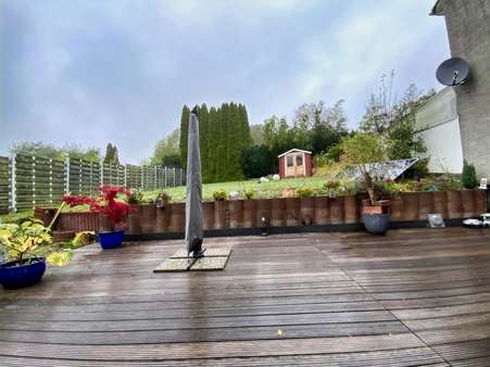 Terrasse Terrasse - Zweifamilienhaus in 58730 Fröndenberg mit 235m² kaufen
