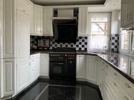 Küche - Einfamilienhaus in 59174 Kamen mit 355m² günstig kaufen