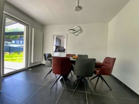 Esszimmer EG - Zweifamilienhaus in 44328 Dortmund mit 158m² kaufen