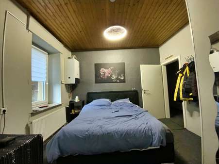 Schlafzimmer Schlafzimmer - Etagenwohnung in 58739 Wickede mit 200m² kaufen