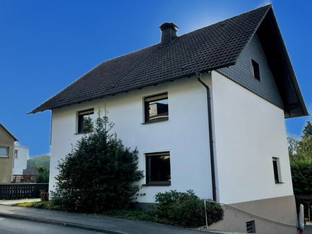 Vorderansicht - Einfamilienhaus in 53783 Eitorf mit 150m² günstig kaufen
