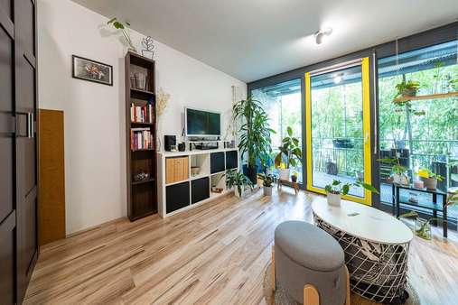 Wohnzimmer - Maisonette-Wohnung in 78467 Konstanz mit 82m² kaufen