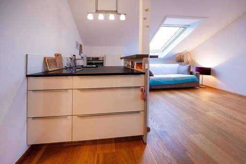 Wohn- Ess- Küchenbereich - Dachgeschosswohnung in 78467 Konstanz mit 41m² kaufen