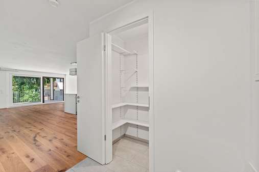 Abstellraum Abstellraum - Etagenwohnung in 78315 Radolfzell mit 104m² kaufen