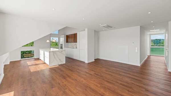 Wohn- Ess- Küchenbereich - Dachgeschosswohnung in 78476 Allensbach mit 169m² mieten