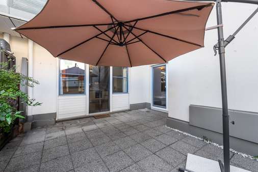 Terrasse - Erdgeschosswohnung in 78467 Konstanz mit 58m² kaufen