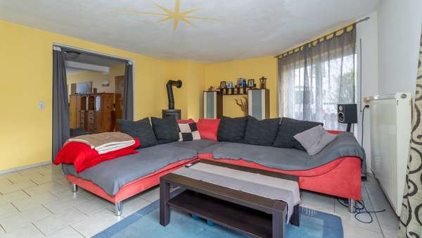 Wohnzimmer Wohnzimmer - Doppelhaushälfte in 78359 Orsingen-Nenzingen mit 121m² kaufen