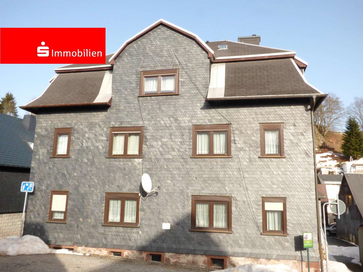 Straßenansicht - Mehrfamilienhaus in 98528 Suhl mit 298m² kaufen