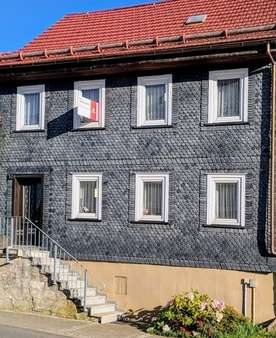 Straßenansicht - Doppelhaushälfte in 98693 Ilmenau mit 112m² kaufen