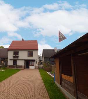rückwärtige Ansicht - Einfamilienhaus in 98694 Ilmenau mit 110m² kaufen