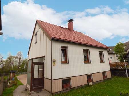Straßenansicht - Einfamilienhaus in 98694 Ilmenau mit 110m² kaufen
