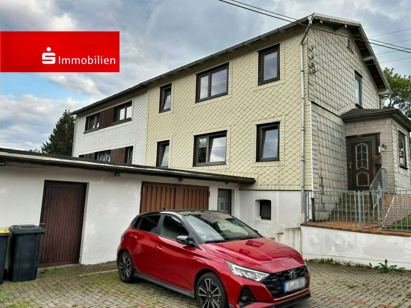 Straßenansicht - Doppelhaushälfte in 98701 Großbreitenbach mit 131m² kaufen