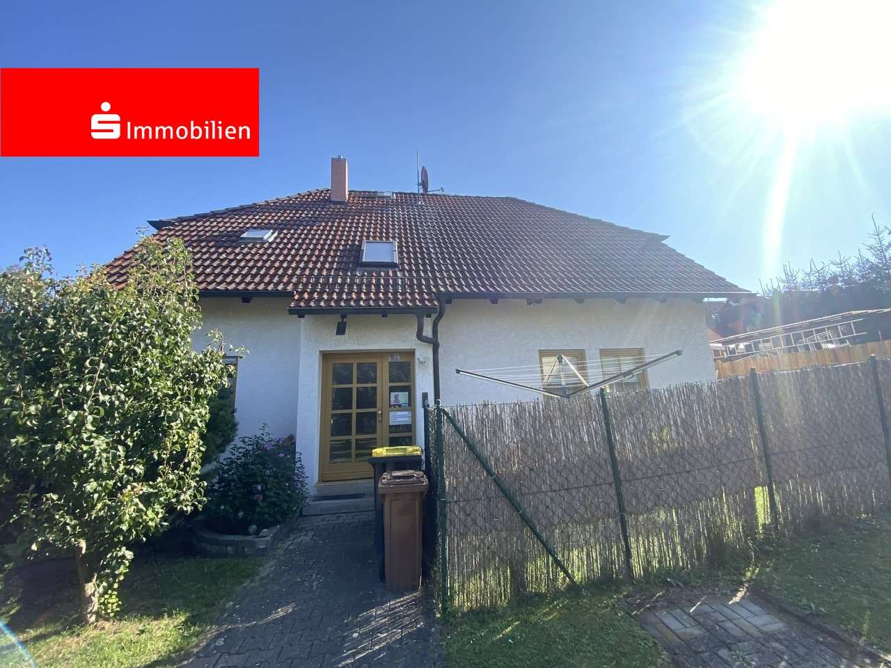 Wohnhaus - Zweifamilienhaus in 99334 Amt Wachsenburg mit 186m² als Kapitalanlage kaufen
