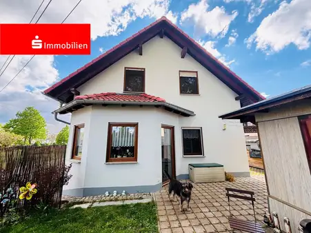 ***Einziehen & Wohlfühlen*** Einfamilienhaus mit kleinem Garten in Dornheim