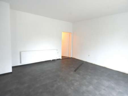 großer Raum - Büro in 98701 Großbreitenbach mit 35m² mieten