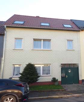 Straßenansicht Straßenansicht - Reihenmittelhaus in 98693 Ilmenau mit 180m² kaufen
