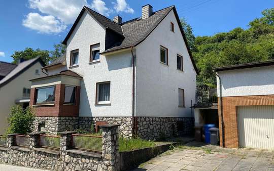 Außenansicht - Einfamilienhaus in 65606 Villmar mit 117m² kaufen