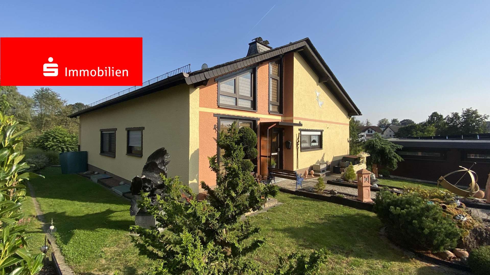 Außenansicht - Einfamilienhaus in 65594 Runkel mit 251m² kaufen