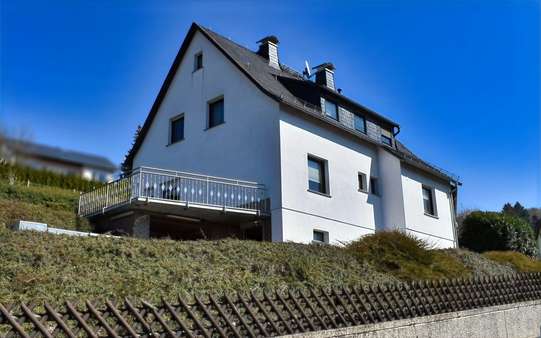 seitliche Ansicht - Einfamilienhaus in 35796 Weinbach mit 125m² kaufen