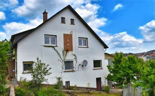 Blick zum Haus - Einfamilienhaus in 35789 Weilmünster mit 174m² kaufen