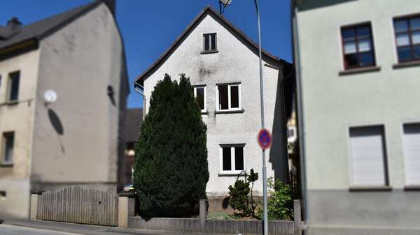 Außenansicht - Einfamilienhaus in 35789 Weilmünster mit 149m² kaufen